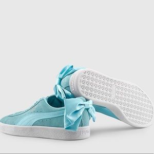 puma shoes with ribbon at the back